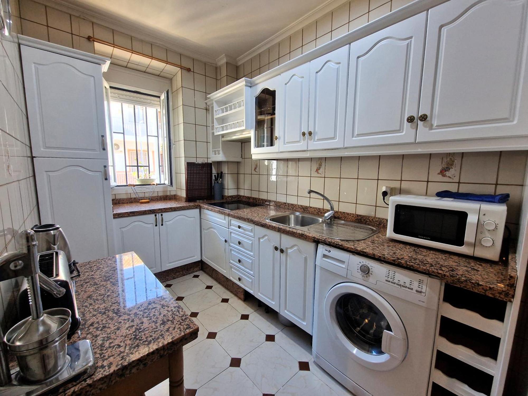 Apartamento Polvora, Junto Al Puente Romano Cordoba Luaran gambar