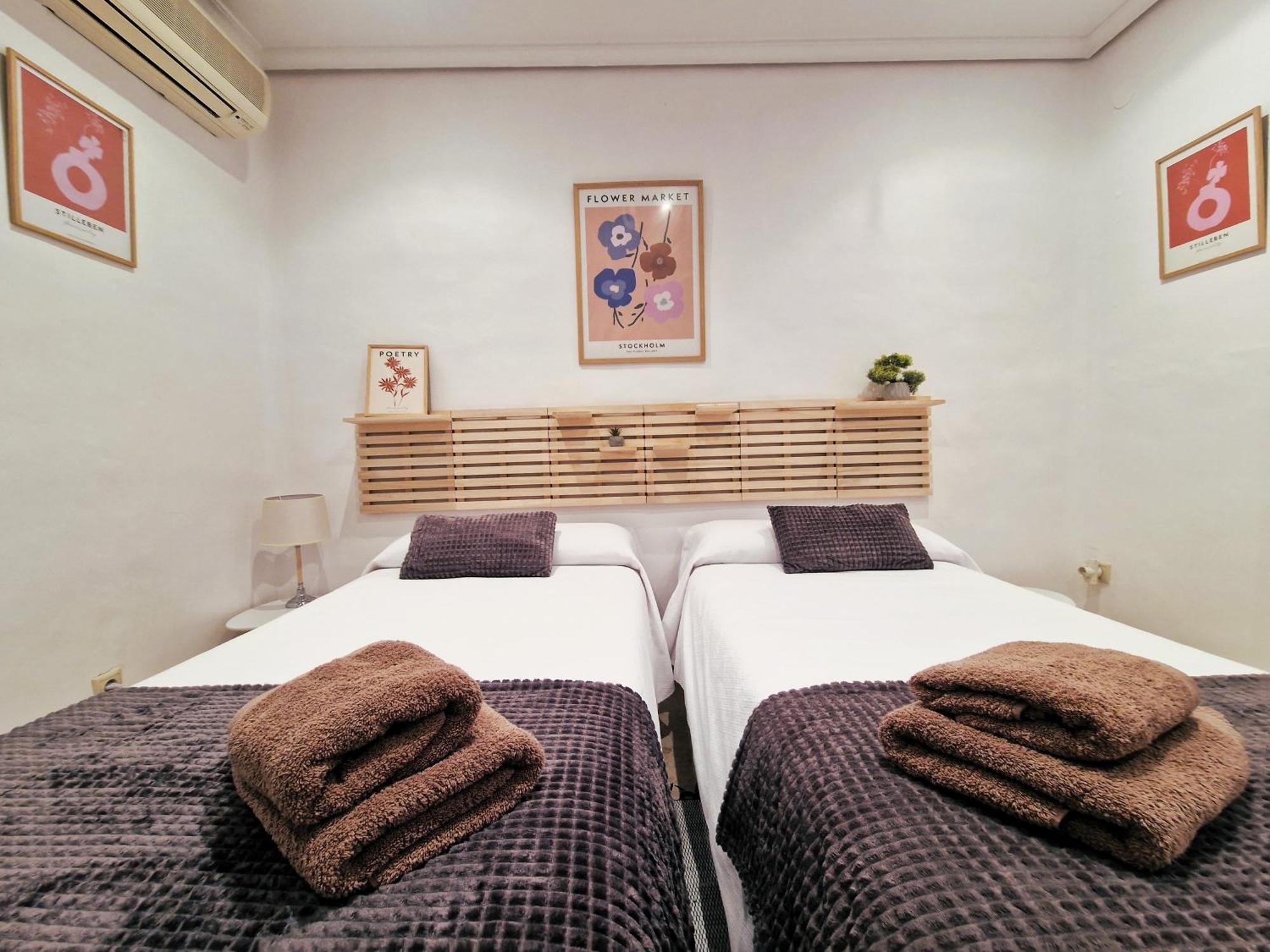 Apartamento Polvora, Junto Al Puente Romano Cordoba Luaran gambar