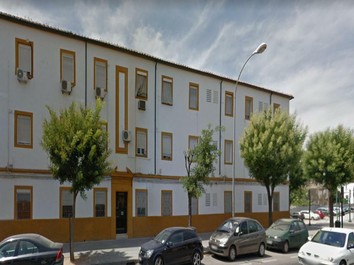 Apartamento Polvora, Junto Al Puente Romano Cordoba Luaran gambar